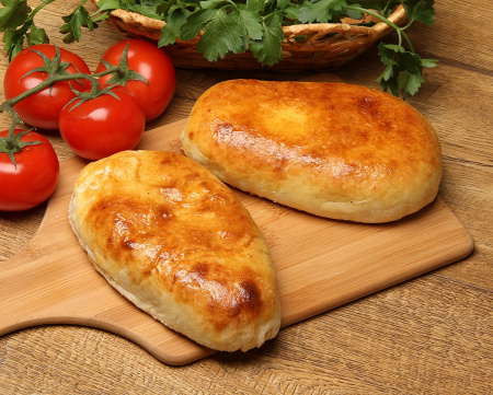 Пирожок с рисом и яйцом большой